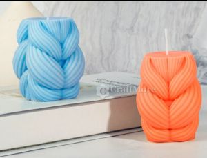 Abstract Yarn Knot Candle